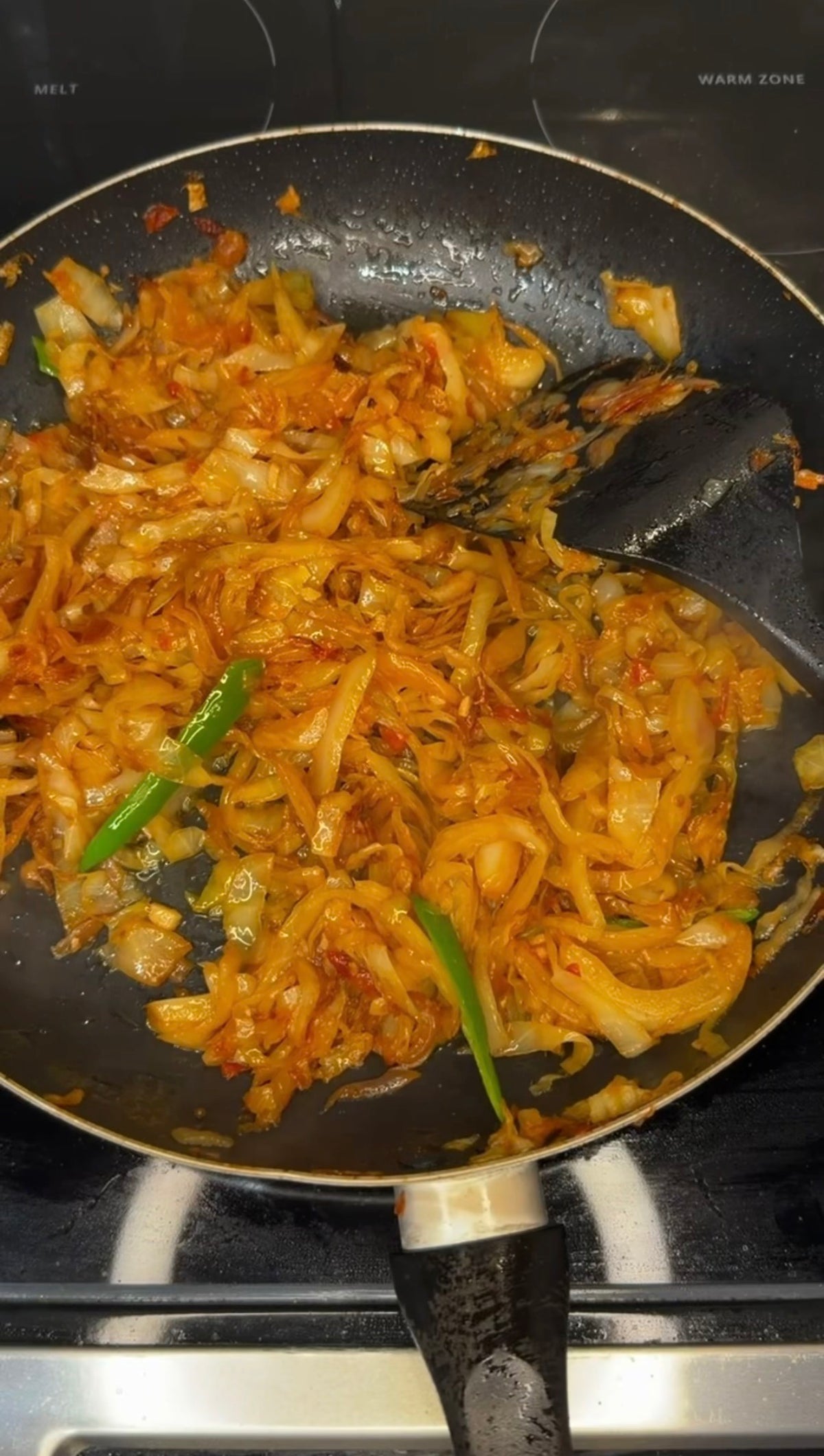 Tikil Gomen